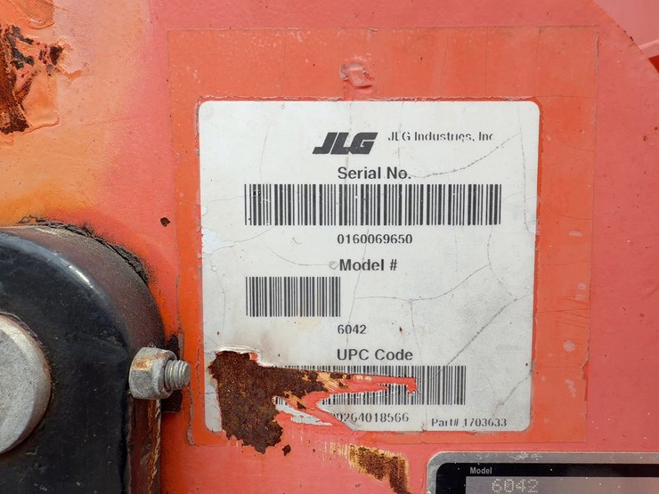 2015-sky-trak-6042-image-22