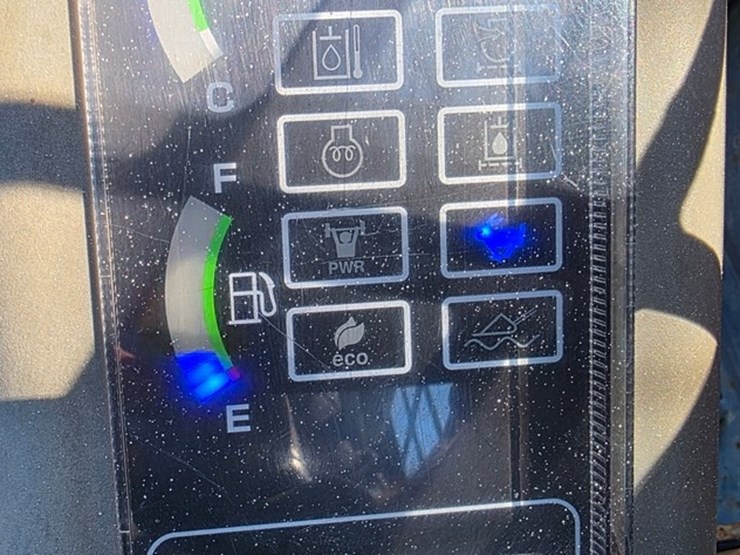 takeuchi-tl12-image-54