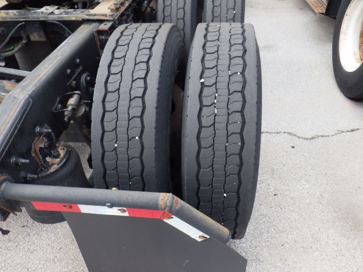 2016-international-8600-image-7