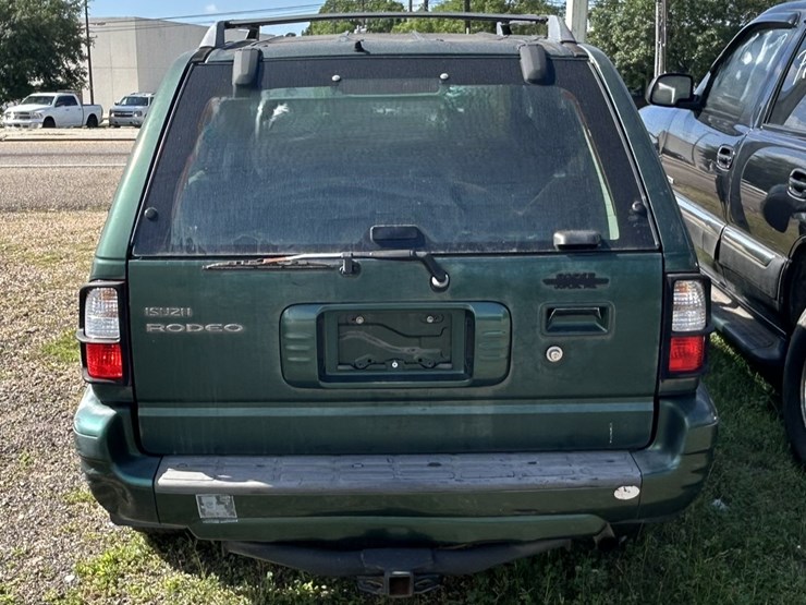 2001-isuzu-rodeo-image-4