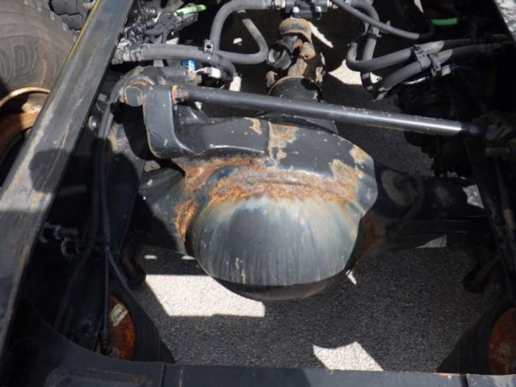 2016-international-8600-image-9