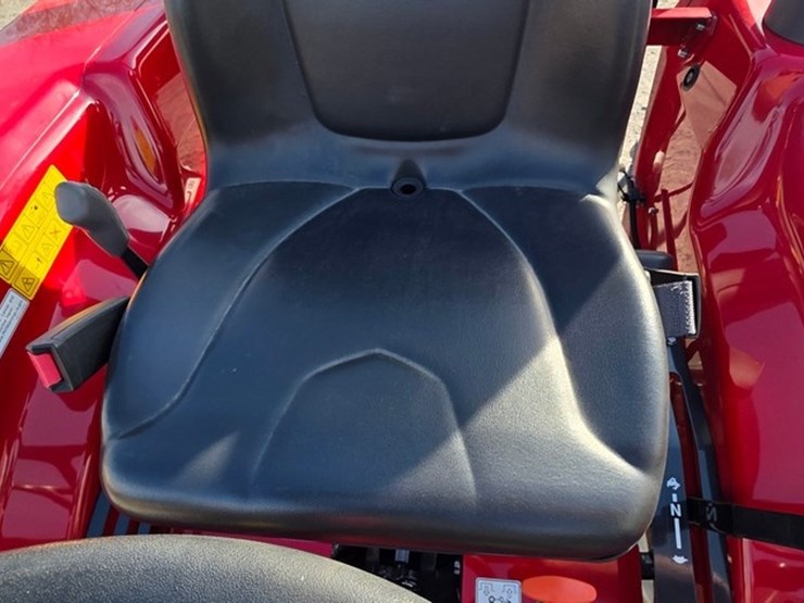 2022-massey-ferguson-1825e-image-41