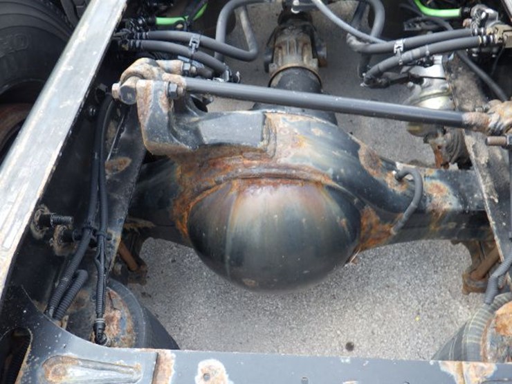 2016-international-8600-image-9