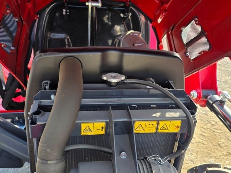 2022-massey-ferguson-1825e-image-34