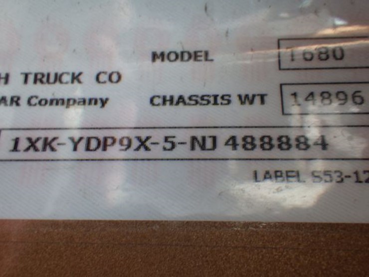 2022-kenworth-t680-image-18