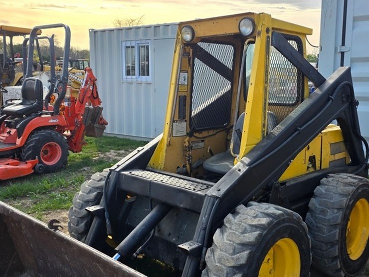 1988-new-holland-l555-image-31