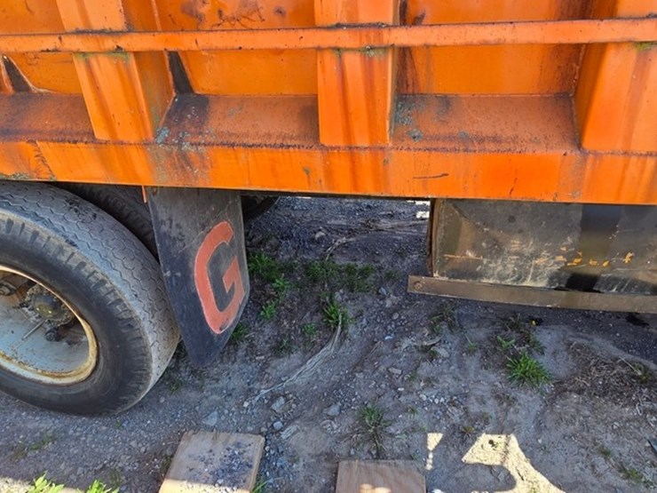 1974-white-construcktor-image-25