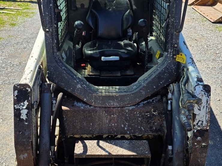 2015-bobcat-t450-image-34