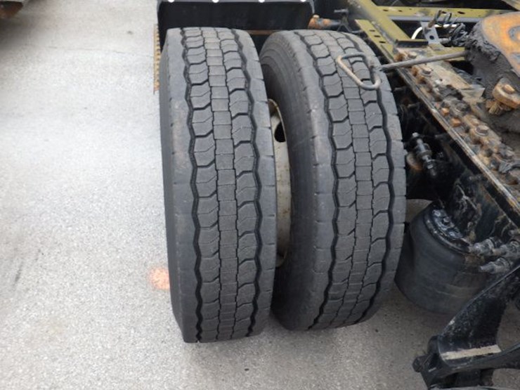 2016-international-8600-image-13