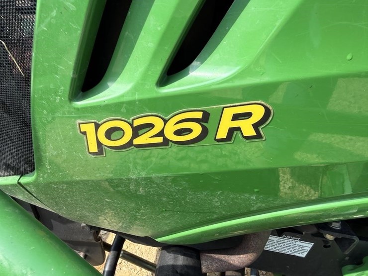 john-deere-1026r-image-13