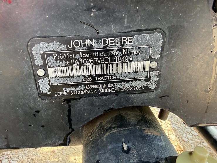 john-deere-1026r-image-15