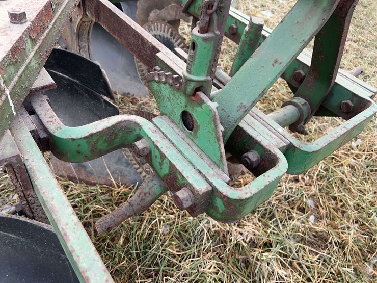john-deere-four-bottom-plow-image-6