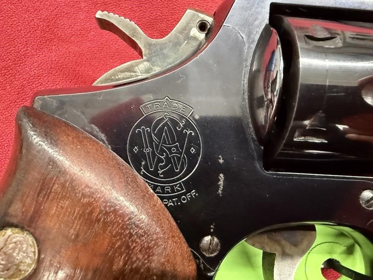 smith-&-wesson-.38-special-revolver-image-6