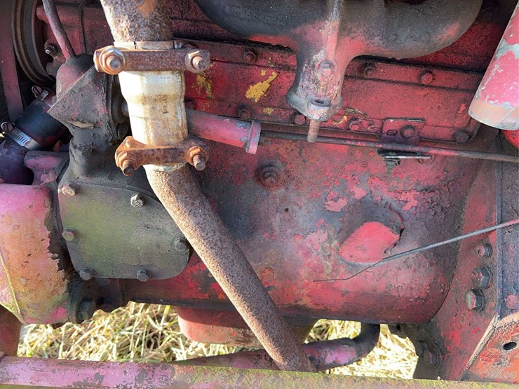 international-parts-tractor-image-40