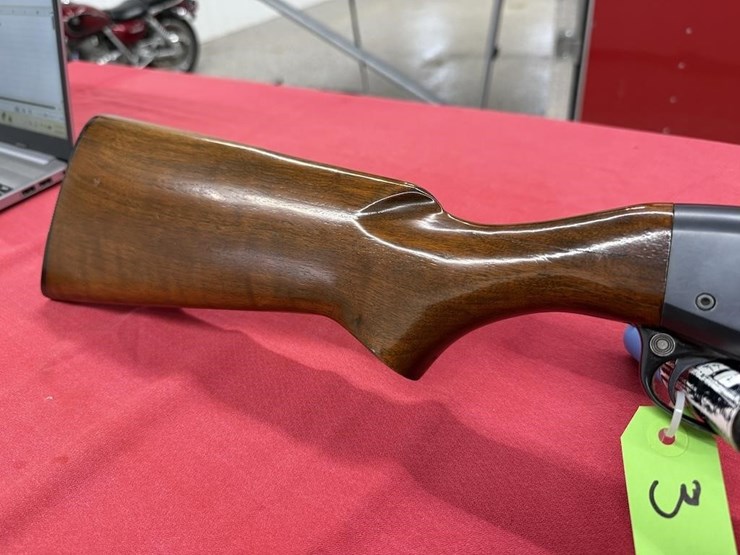 remington-wingmaster-870-16-gauge-shotgun-image-4