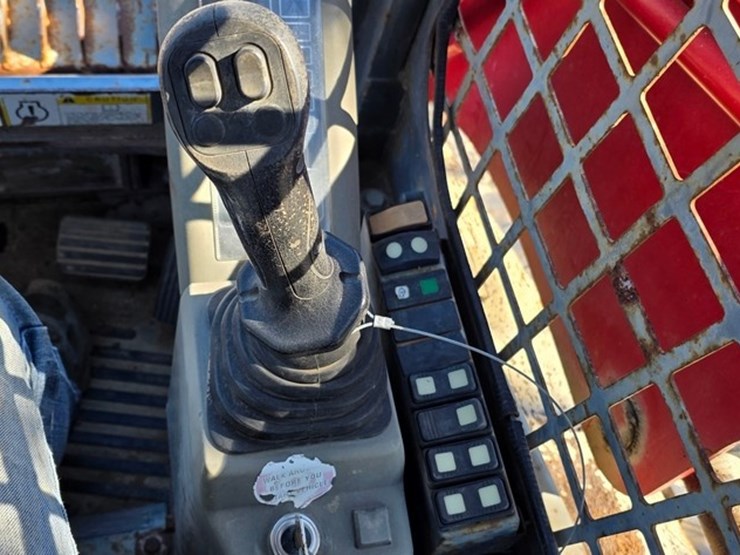 takeuchi-tl12-image-51