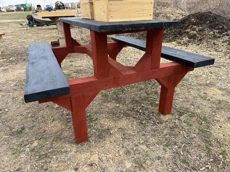 picnic-table-image-3