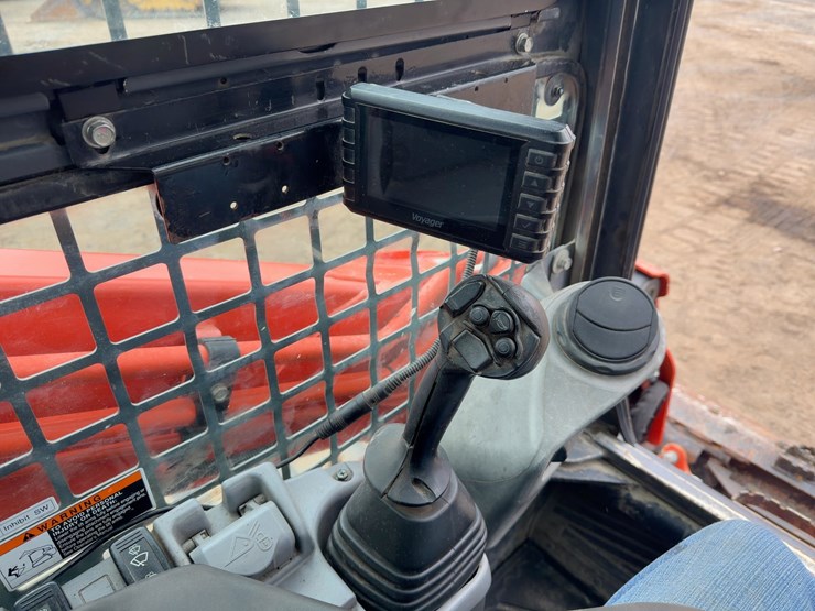 2020-kubota-svl95-2s-image-23