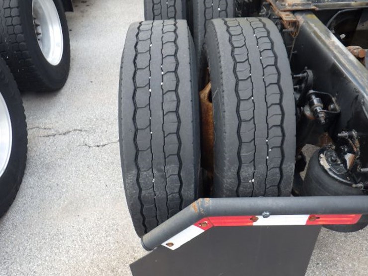 2016-international-8600-image-13