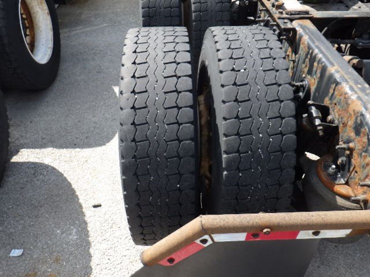 2016-international-8600-image-11