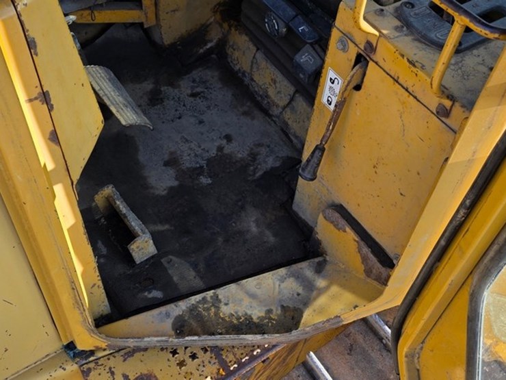 1997-caterpillar-d4h-image-68