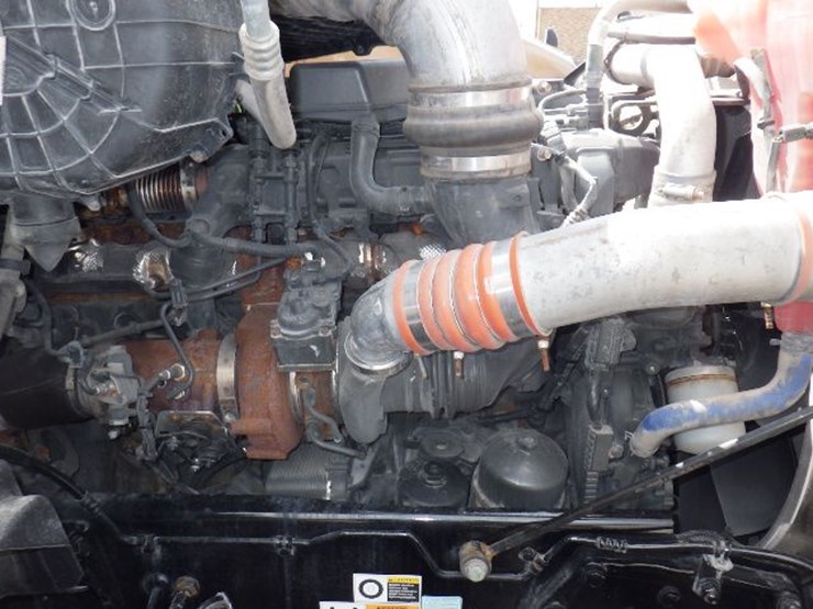 2022-kenworth-t680-image-23