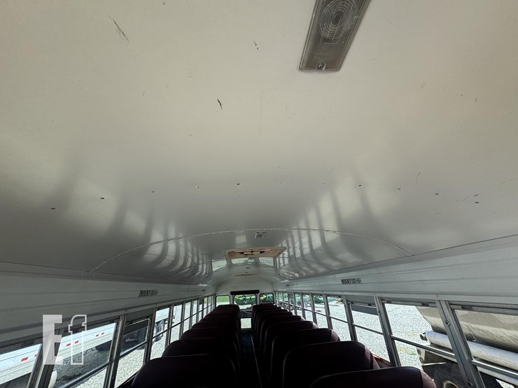 2000-caterpillar-3126-image-6