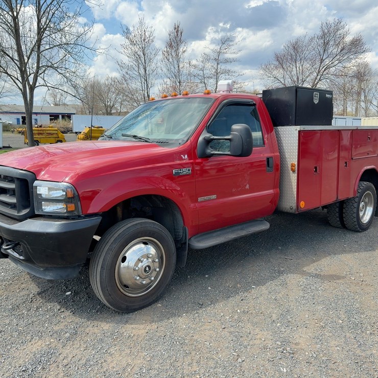 2003 FORD F450 XL