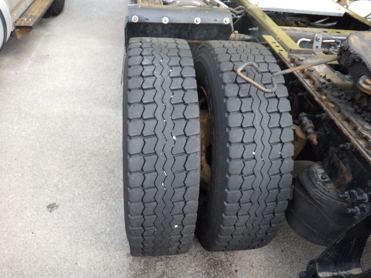 2016-international-8600-image-13