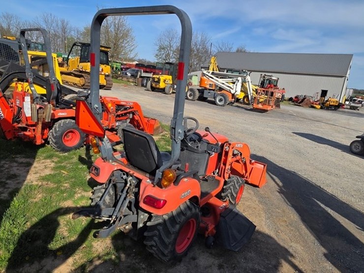 2014-kubota-bx1870-image-4