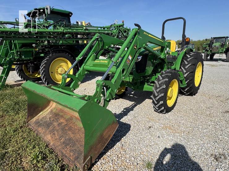 2022-john-deere-5055e-image-1