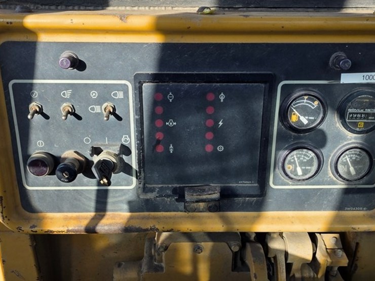 1997-caterpillar-d4h-image-79