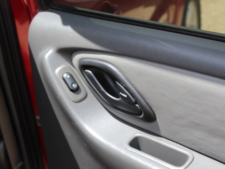 2007-ford-escape-image-11