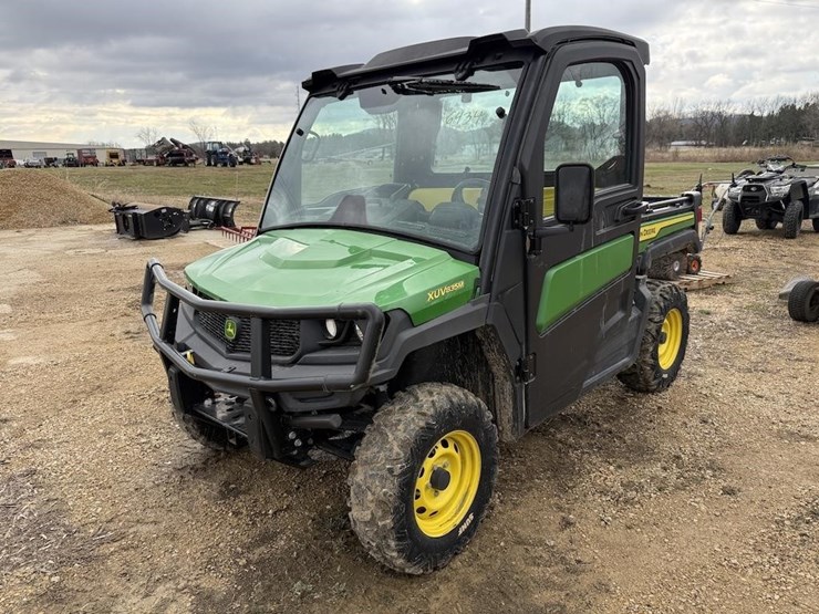 john-deere-gator-image-3