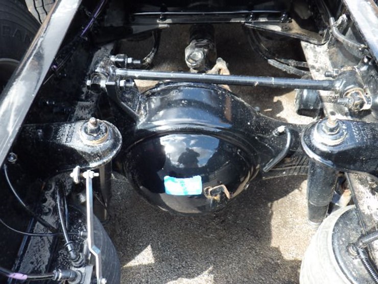 2023-kenworth-t680-image-10