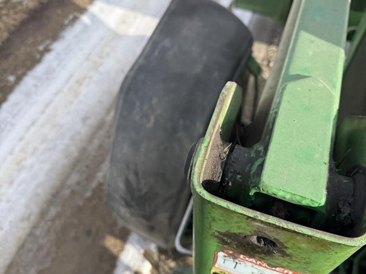 1987-john-deere-4250-image-45