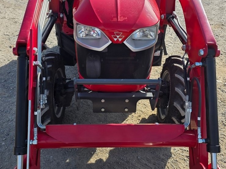 2022-massey-ferguson-1825e-image-30