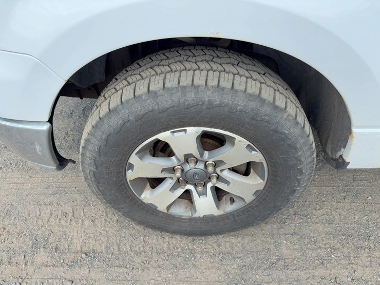 2004-ford-f150-xl-image-11