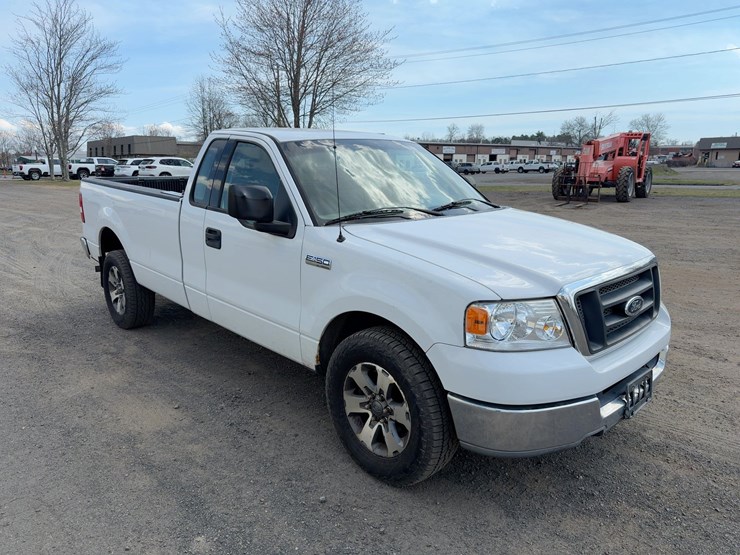 2004-ford-f150-xl-image-7