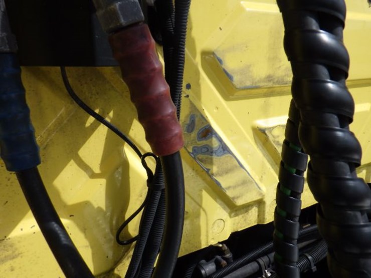 2016-international-8600-image-13