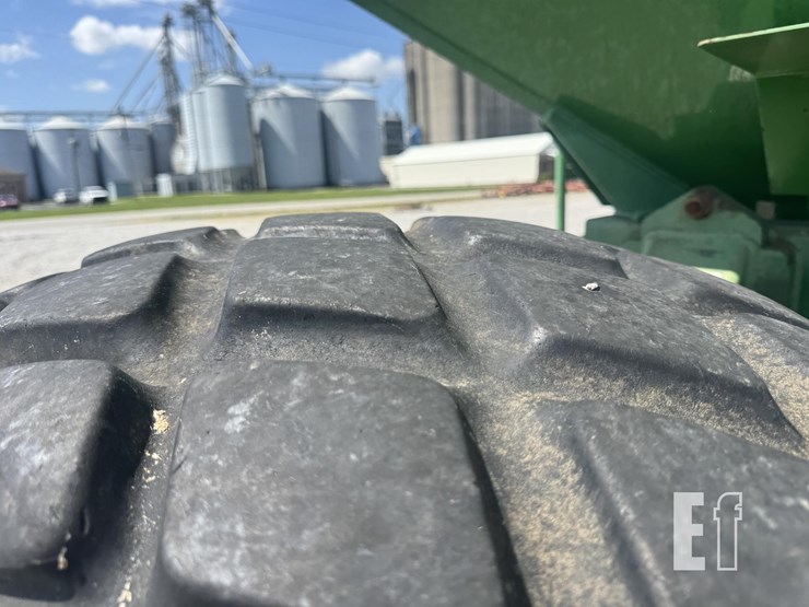 john-deere-787-image-4