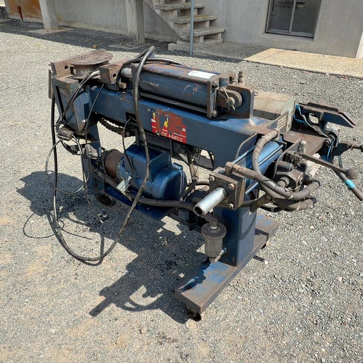 SUPERIOR MUFFLER EXHAUST PIPE BENDER