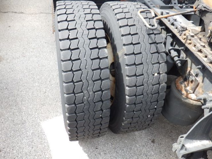 2016-international-8600-image-13