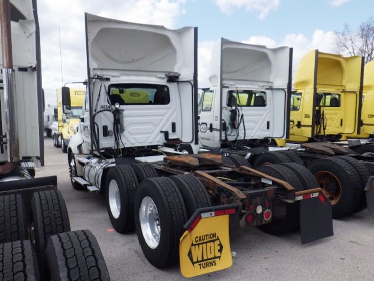 2016-international-prostar-image-11