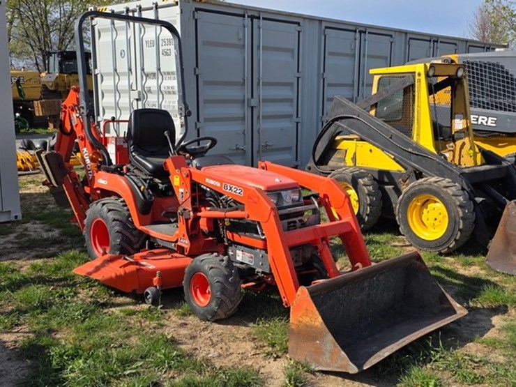 2003-kubota-bx22-image-1
