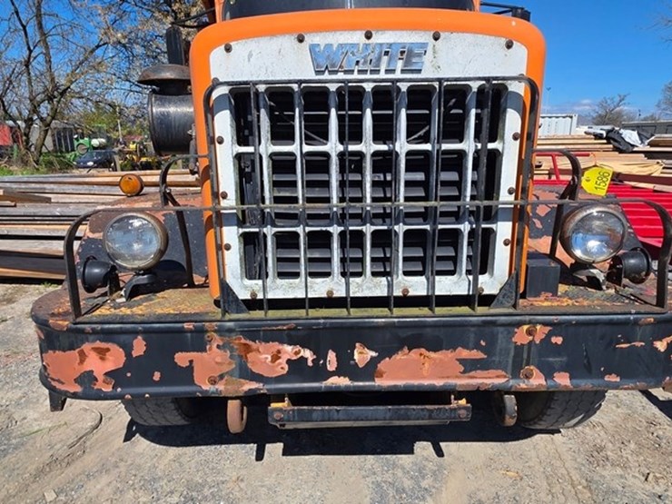 1974-white-construcktor-image-34