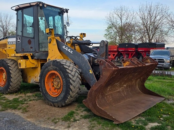 2012-deere-444k-image-2