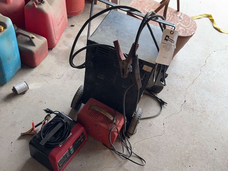 battery-charger-assortment-image-3