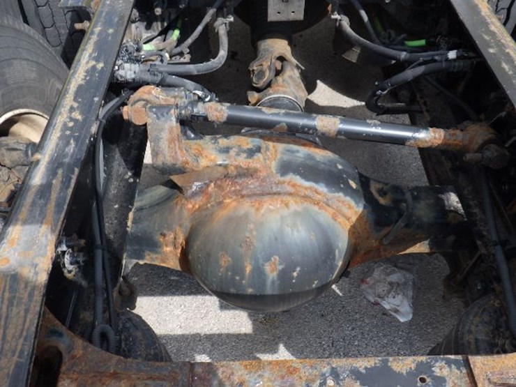 2016-international-8600-image-9