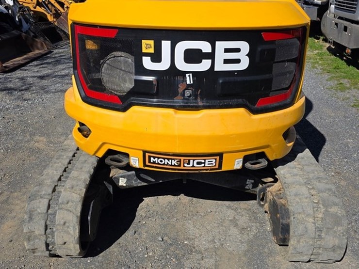 2021-jcb-35z-1-image-23